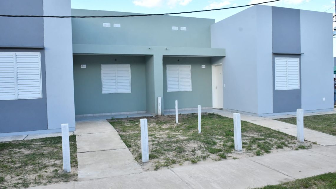 Valdés acusa a Milei: falta de fondos y “no creen en la construcción de vivienda”