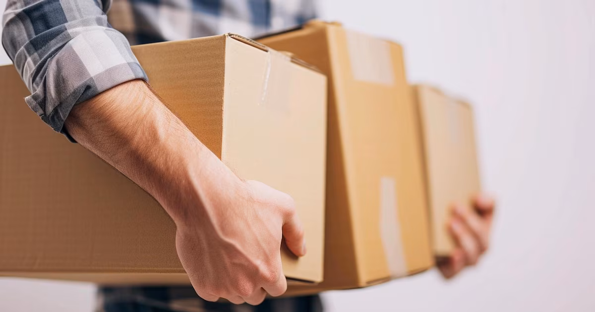 Boom de compras: importaciones por courier subieron 270% en 2025 y los ingresos pasaron de 239 a 894 millones de USD