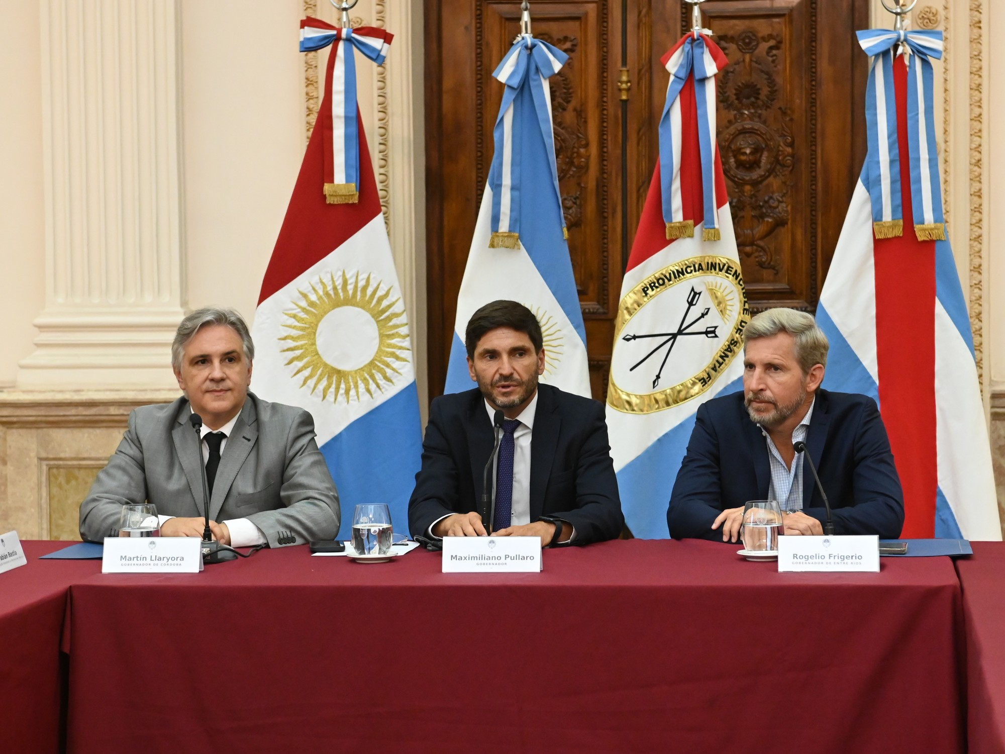 Tras la baja del riesgo país, aceleran las emisiones de deuda en Wall Street y suman dólares para extender el “veranito” cambiario