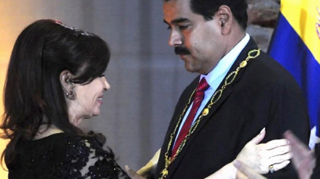 El día que Cristina Kirchner condecoró a Nicolás Maduro con la Orden del Libertador San Martín
