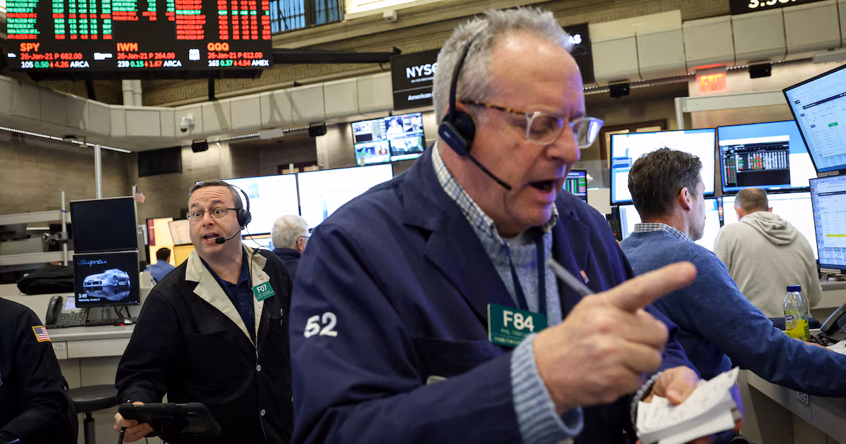 Mercados: acciones y bonos argentinos suben por Wall Street; S&P Merval +1% (3,07M), bonos en dólares +0,3%, riesgo 563