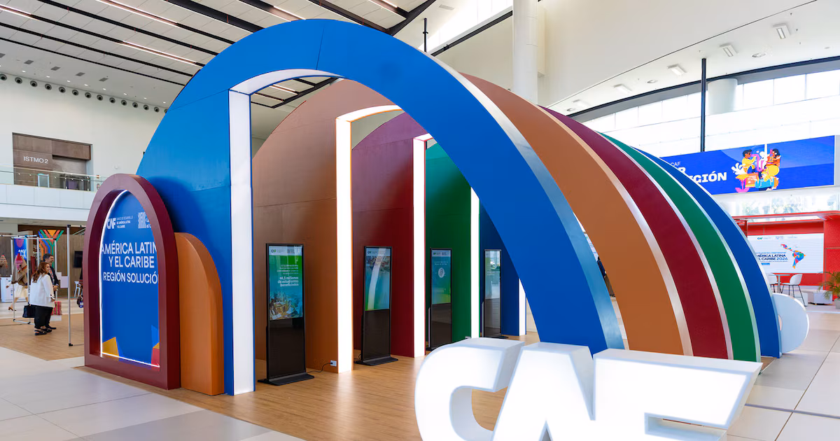 empezó el foro económico américa latina y el caribe 2026: la CAF reúne a 8 presidentes y cientos de líderes de la región