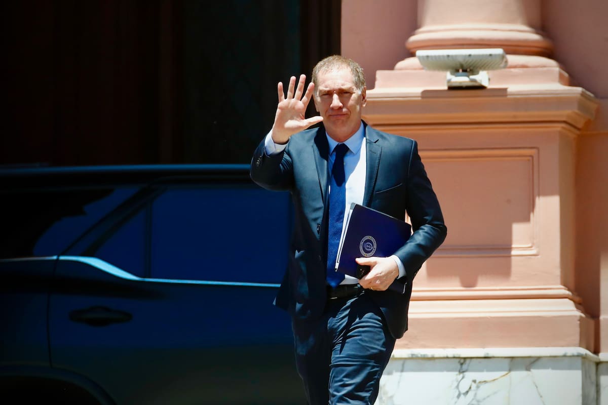 Negociación.  Santilli inicia una nueva gira por las provincias para conseguir apoyo a la reforma laboral