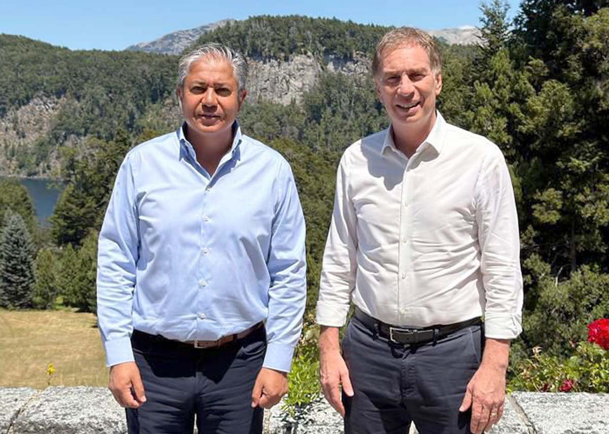 Por la reforma laboral. Santilli pidió el apoyo del gobernador de Neuquén y recibió una lista de reclamos provinciales