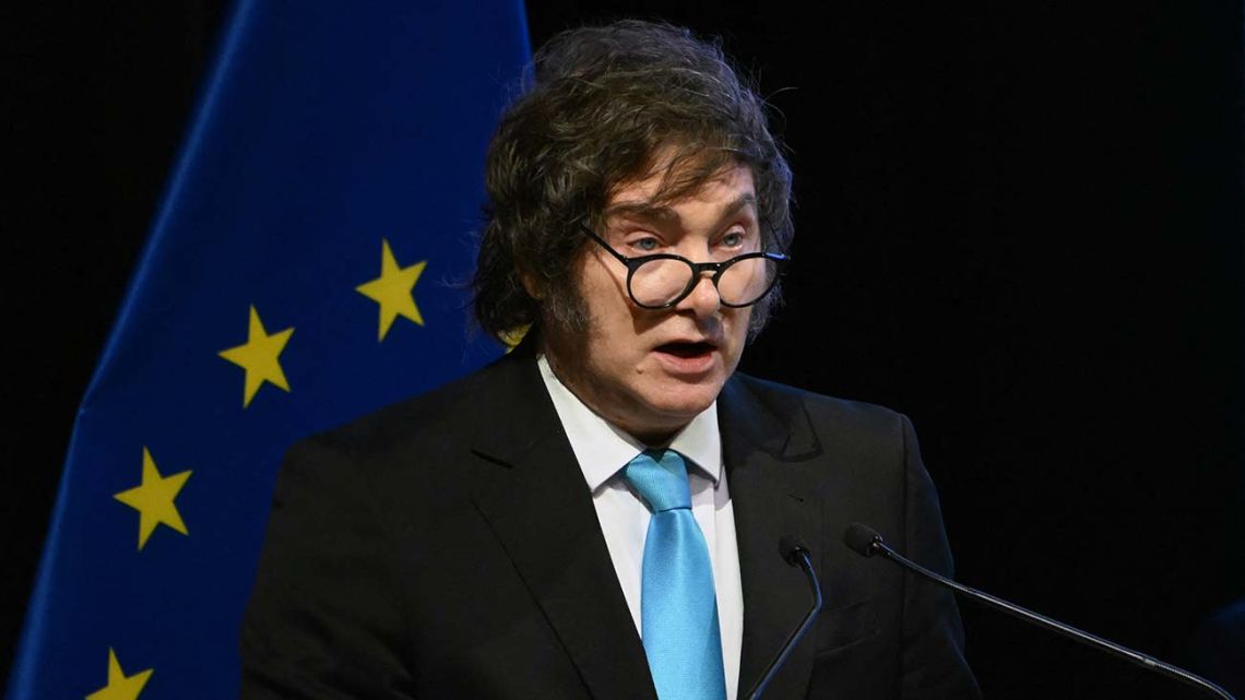 Sospechas e internas: los secretos que explican la ola de renuncias en áreas sensibles del Gobierno