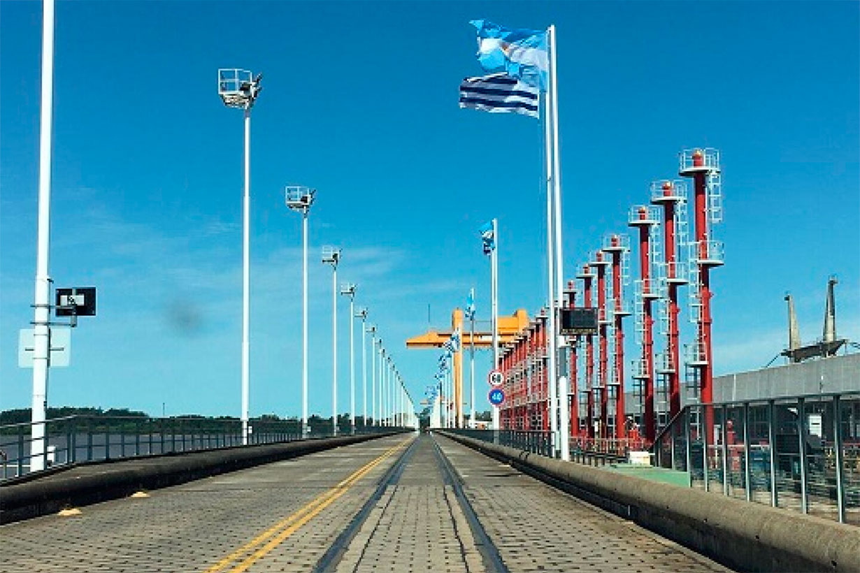 Tres arrestos y la confiscación de dos armas en el puente de Salto Grande, intento de cruce a Concordia