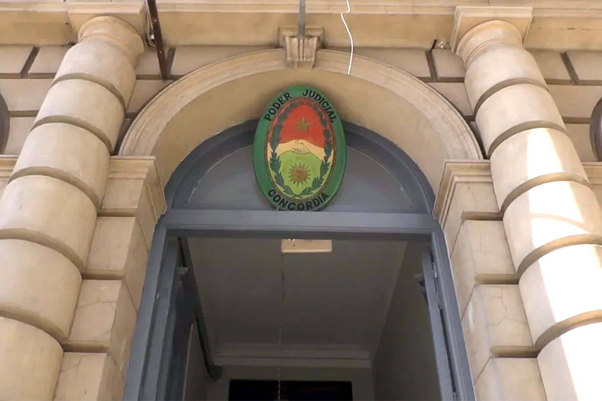 Judicialización en Concordia impactó en plena feria: denuncias cruzadas, en espera