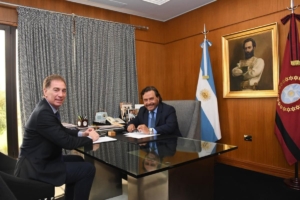 Tensión por los recursos. Santilli se pone al frente de la negociación con los gobernadores por la reforma laboral