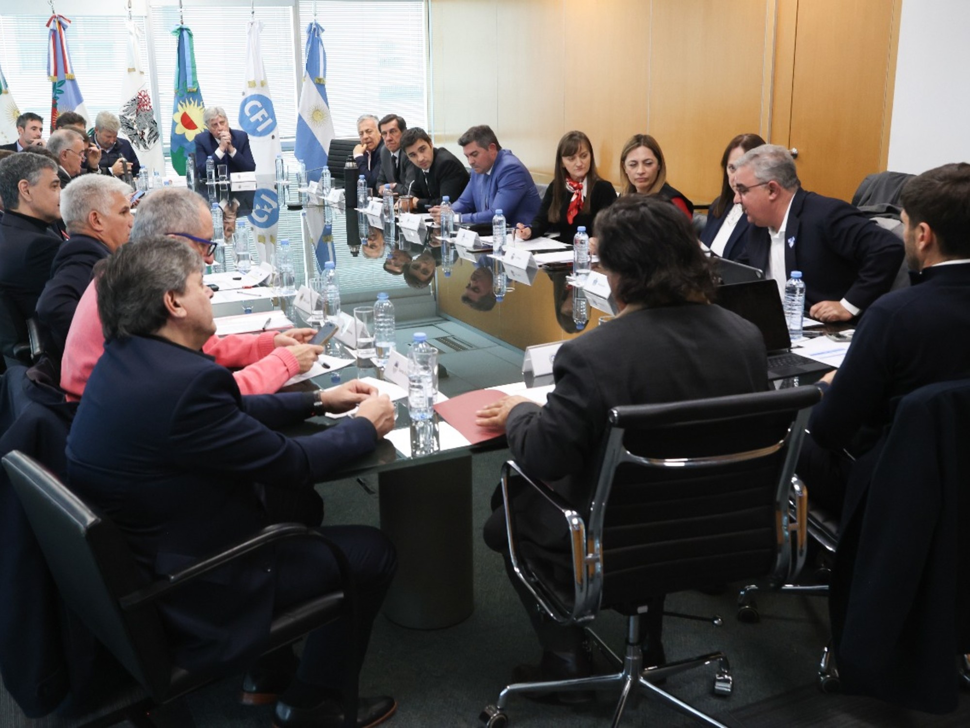 Los gobernadores vuelven a juntarse en el CFI y ponen el foco en los casi 4 puntos de recaudación que perderán por la reforma laboral