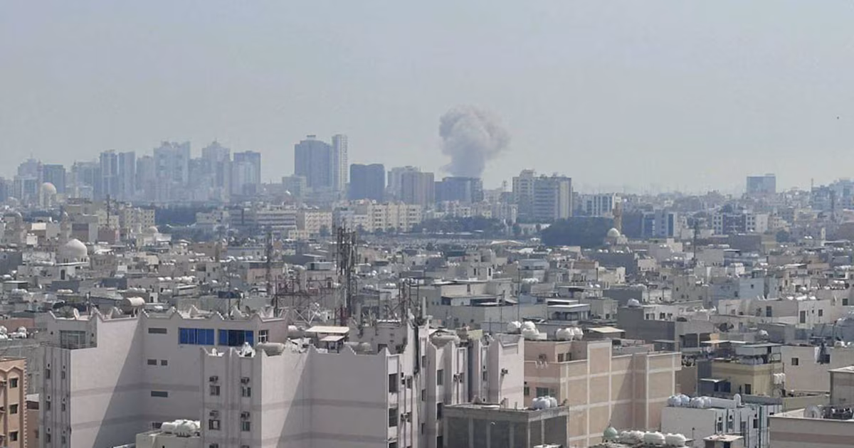 Irán atacó con misiles una base estadounidense en Bahréin y complica la tensión regional