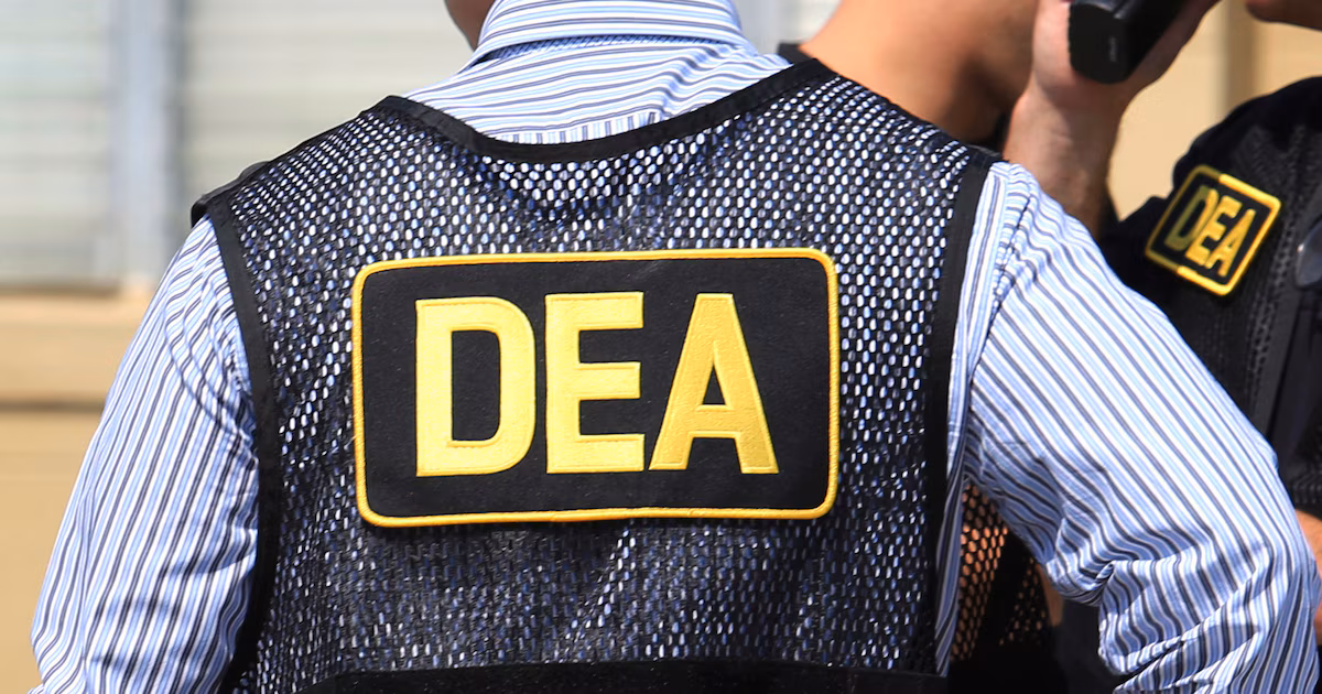 DEA traslada personal de su oficina en República Dominicana por cierre temporal y tensiona la cooperación regional