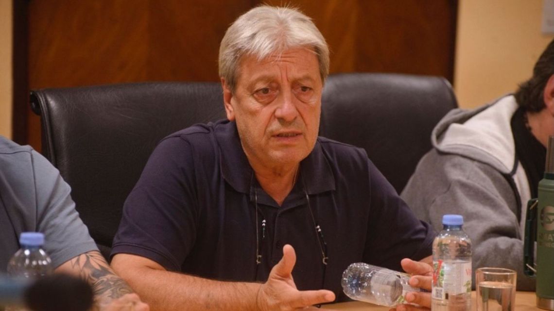 Abel Furlán (UOM) apuró a la CGT para convocar un paro nacional