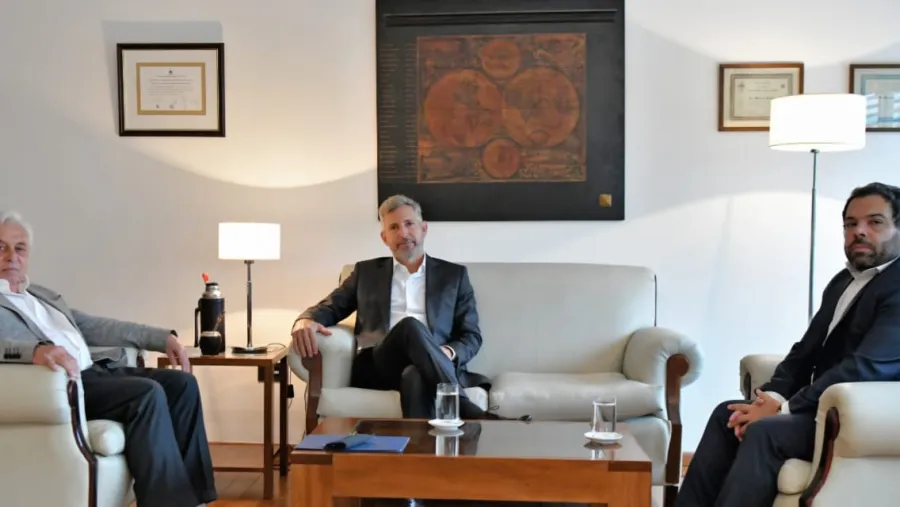 El presidente del STJ, Germán Carlomagno, recibió al gobernador Rogelio Frigerio