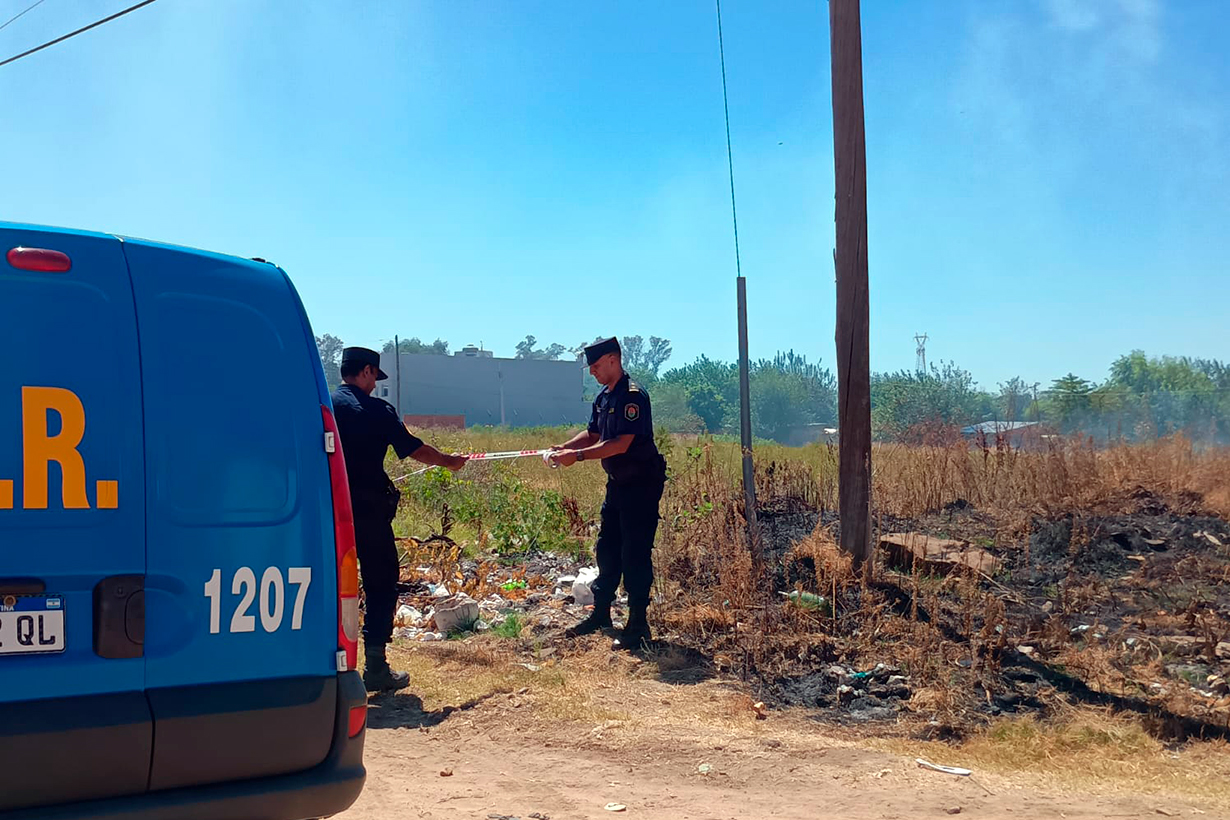 Policías hallan un cráneo en barrio Nébel tras aviso de los vecinos