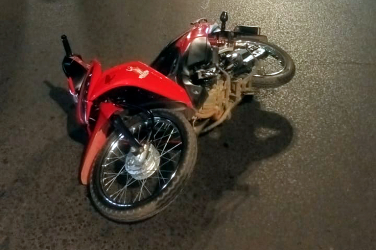 Motociclista en Terapia tras accidente con automovilista detenido