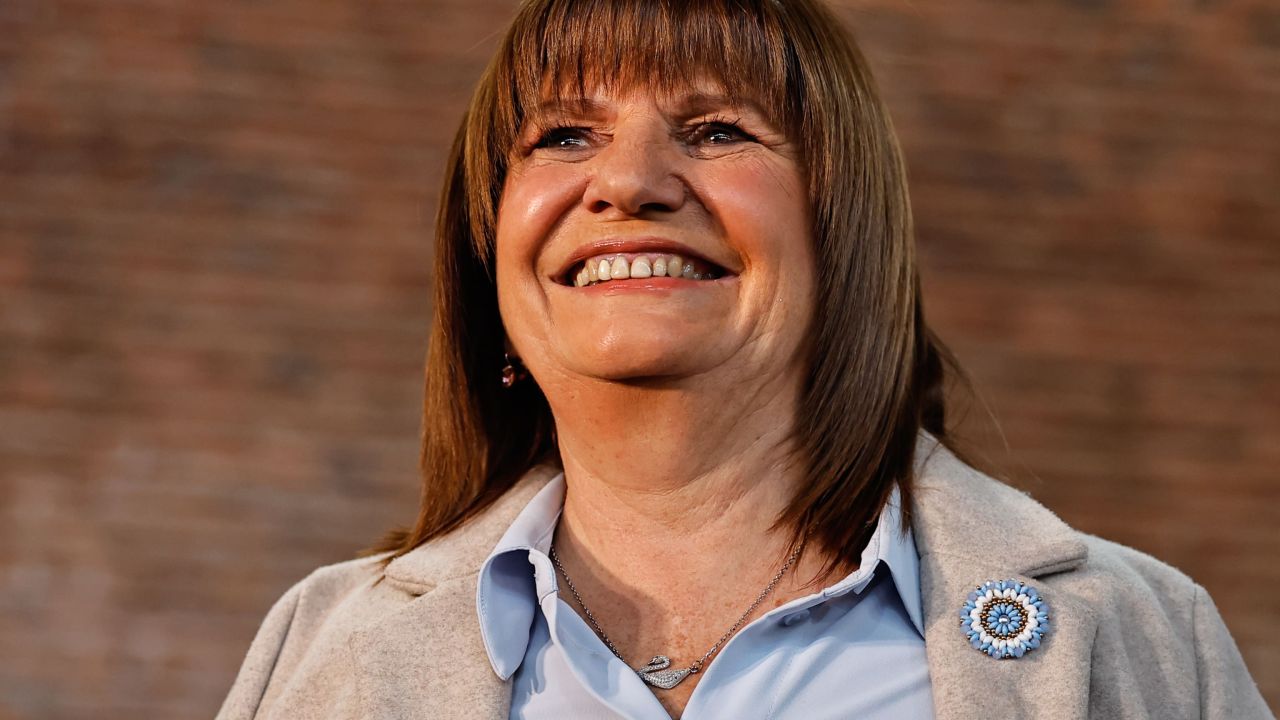 Bullrich lidera la imagen pública entre funcionarios y aventaja a Milei, según encuesta