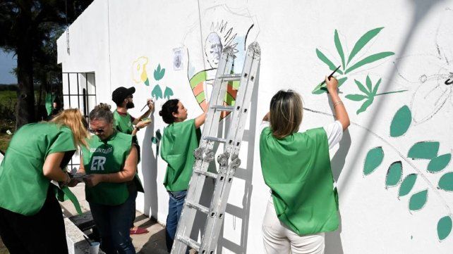 Reacondicionaron la escuela rural que fue incendiada y abrirá sus puertas el lunes