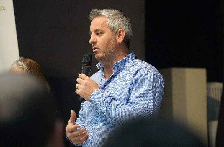 Colón: la UCR rompe con Walser