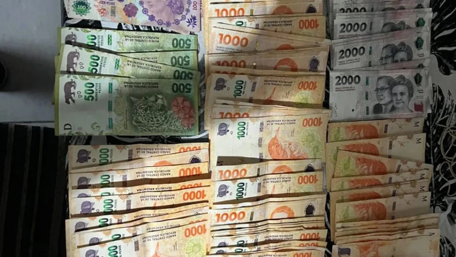 Operativo en Diamante: cinco detenidos y secuestro de cocaína, marihuana, una moto y un utilitario