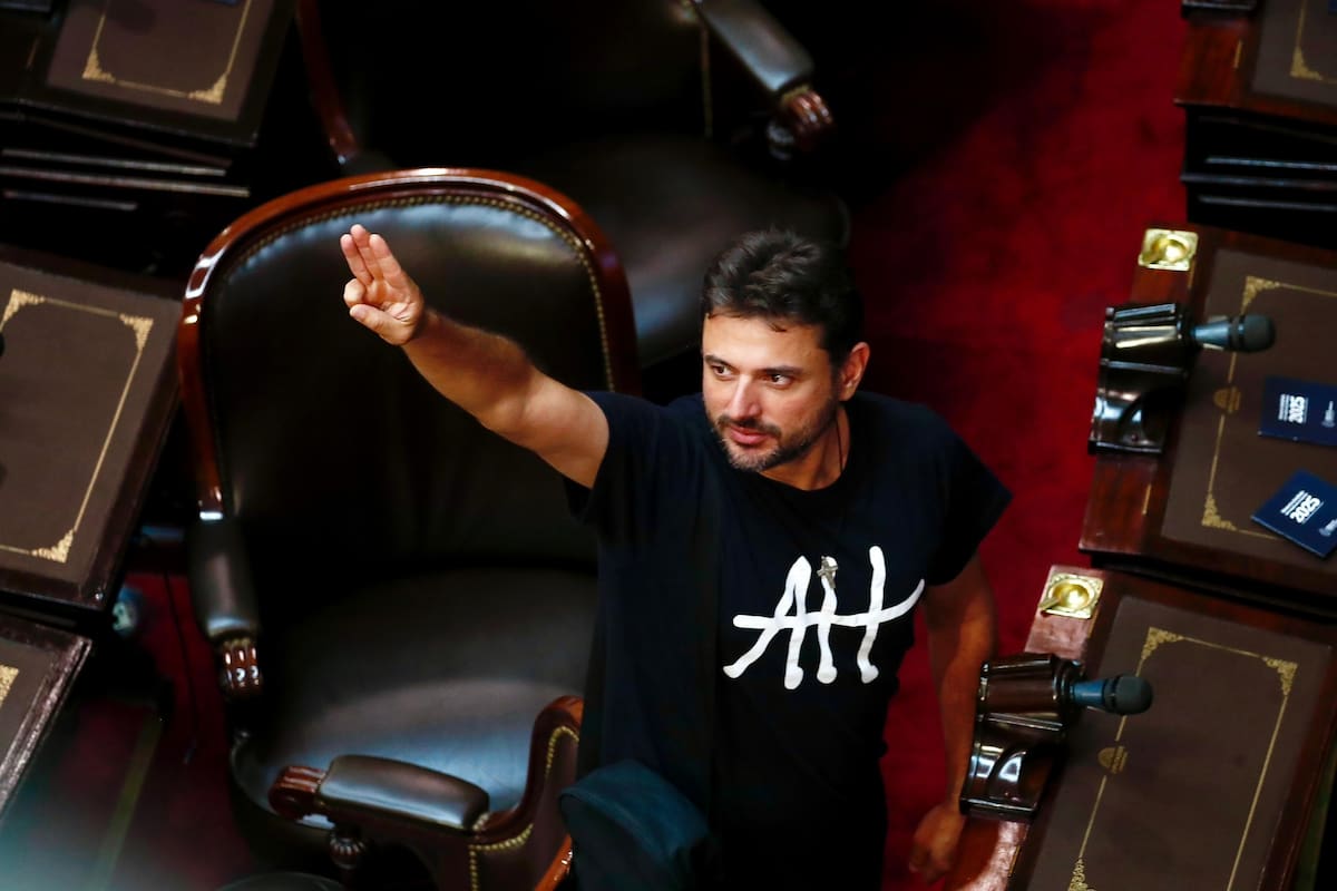 Apertura caliente. El kirchnerismo y la izquierda replicaron los cuestionamientos de Milei en pleno recinto