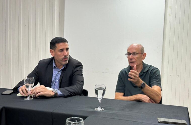 Kerz duró un mes en el nuevo cargo