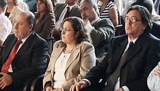 La fórmula gobernante presenta la ganadora al jefe de gabinete K