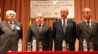 En la UCA se habla de la reforma con expertos