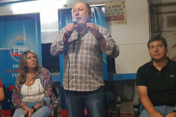 Busti no quiere Congreso partidario