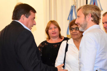 Kunath exhibe que también tiene iniciativa con leyes para la Mujer