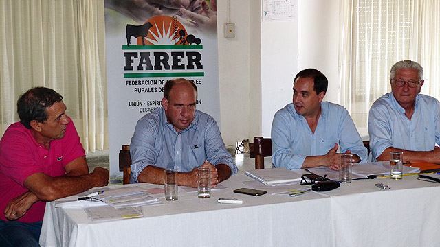 Cambiemos recluta productores para apoyar su ley de Consorcios Camineros