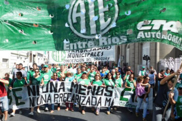 Estatales vuelven a negociar con paro en puerta