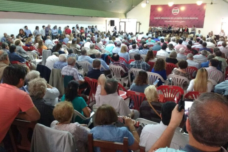 Habrá una cumbre radical para unificar posición