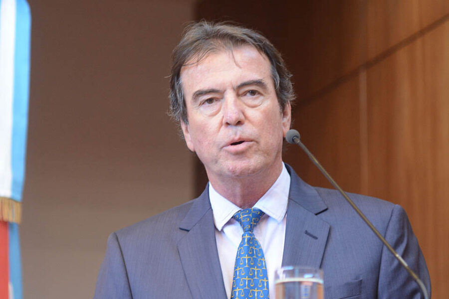 Castrillón volvió a hacer pedidos a Bordet y legisladores