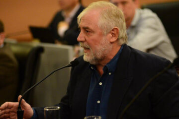 Crece el repudio a Allende e interviene la Justicia