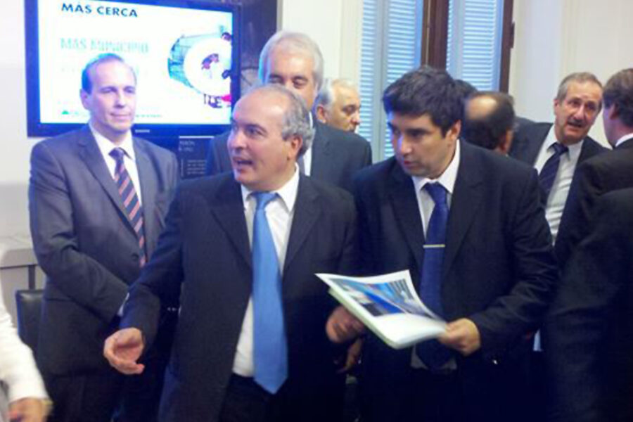 Denuncian desvío de $25 millones