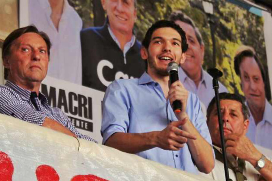 Gainza se diferencia y toma licencia