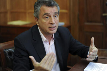 Etchevehere renunciaría por las retenciones y la rebaja de su ministerio