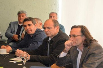 Municipios de Córdoba acumulan 43% del déficit municipal nacional (comunas entrerrianas con superávit)