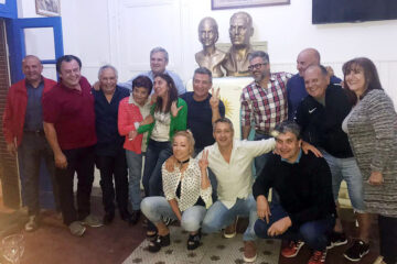 Hubo una reunión clave y baja la espuma hasta la sesión