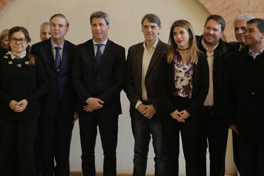 PJ anti K peregrinó hasta Uñac y rechaza PASO con Cristina (referencia a legisladores entrerrianos)