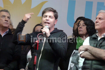 Los kirchneristas dejaron diferencias de lado para la foto con Kicillof