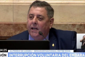 Alfredo De Angeli, el pan casero, el recuerdo de su mamá y sus 10 hermanos