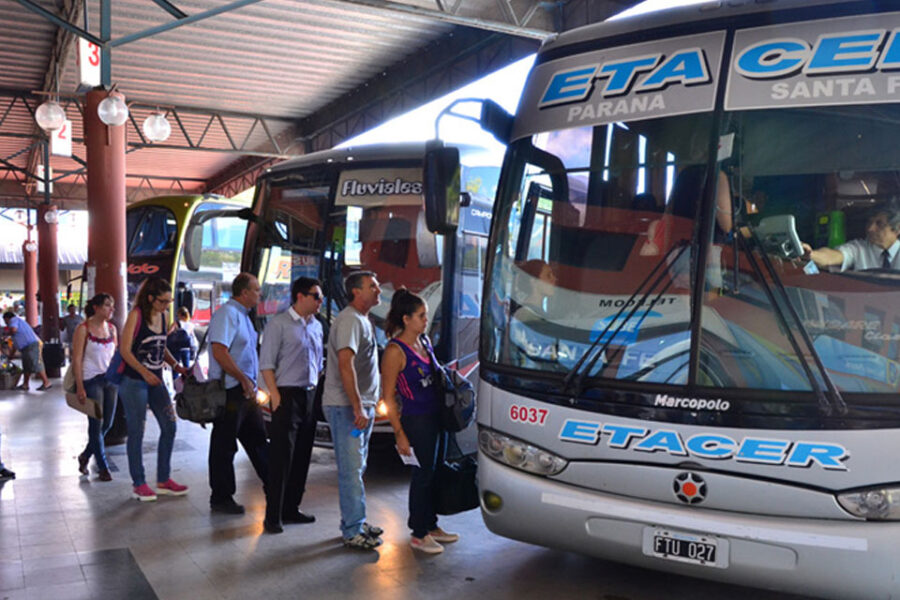 Se retrasa la vuelta del transporte interurbano