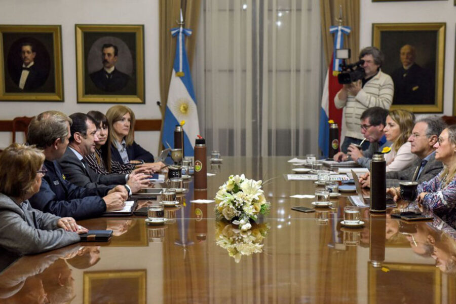 La Provincia refuerza operativos de contención social