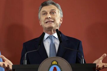 Creció la pobreza y Macri confesó que seguirá en aumento