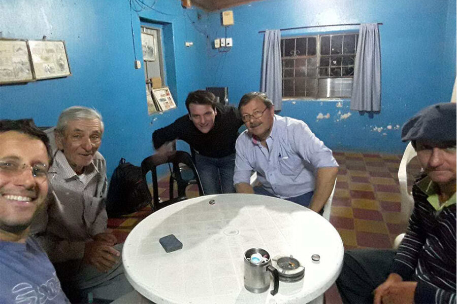 Atacaron con un rebenque al intendente de Viale