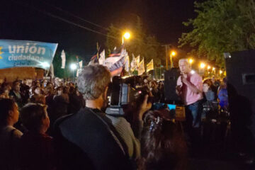 Solanas también pide unidad pero con elecciones simultáneas