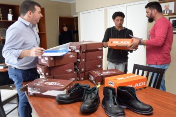 Nuevos zapatos para municipales de Maciá