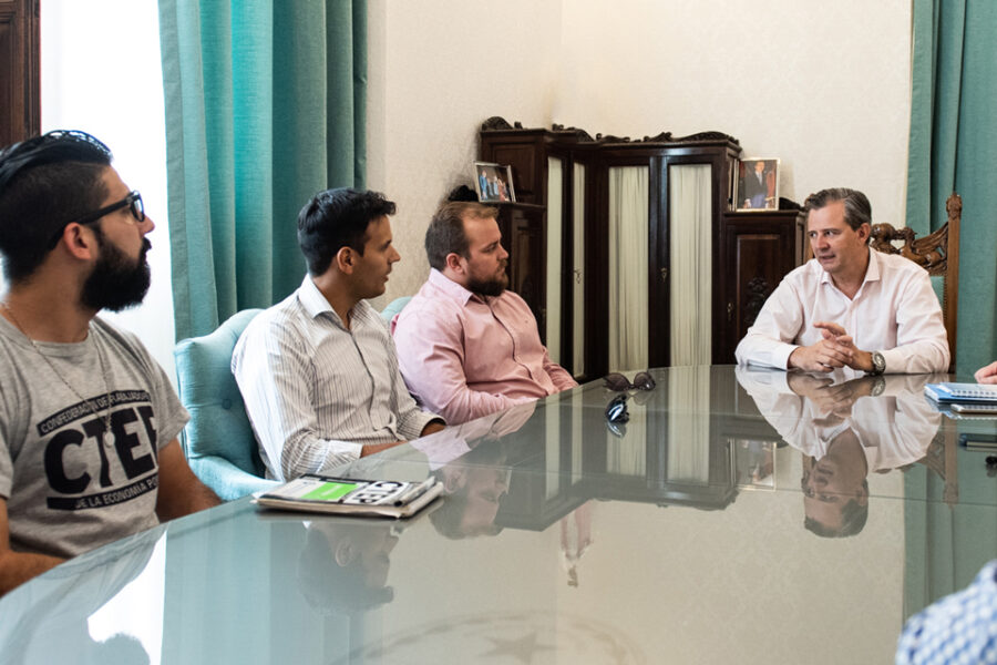 Bahl trabaja en su agenda para Paraná