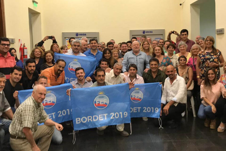 Busti se suma al acto de Echagüe